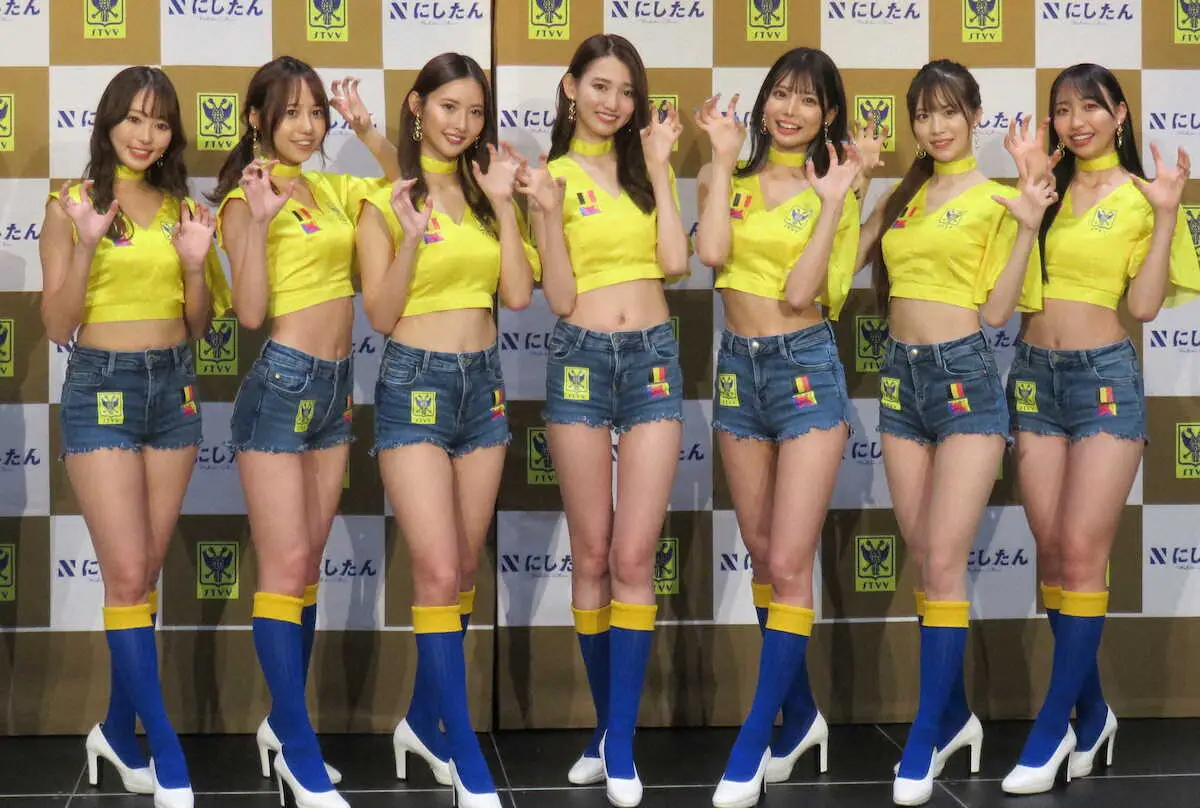 【画像・写真】2代目シントトロイデンガールズに“奇跡の9頭身モデル”黒木麗奈ら7人決定　「ガオガオダンス」も披露