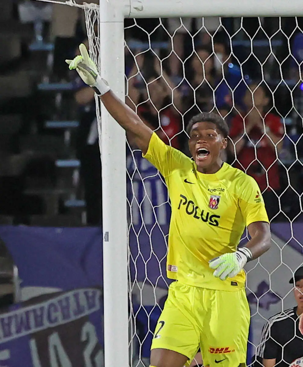 【画像・写真】浦和・彩艶“500万ポンドの輝き”完封　マンU移籍報道後初実戦　彩艶コールに「気合が入った」