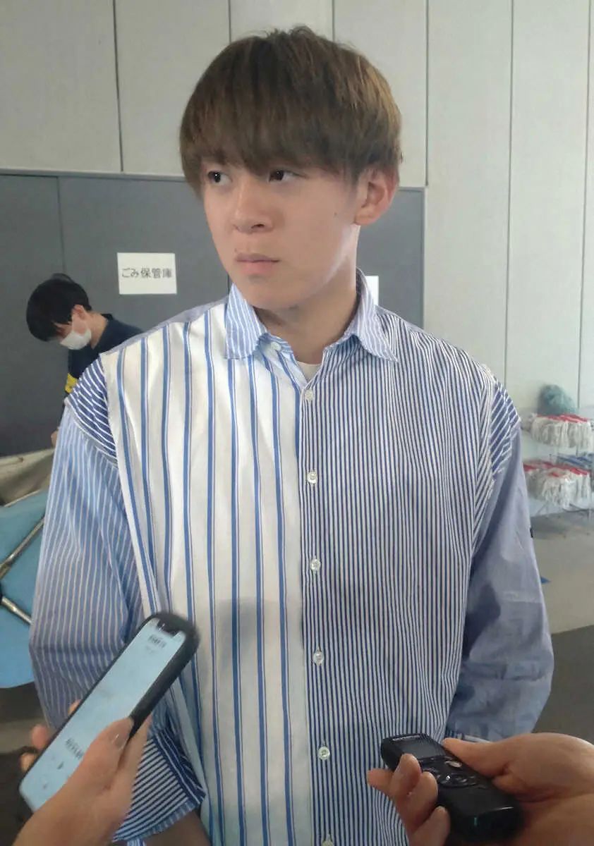 【画像・写真】シントトロイデン新加入伊藤＆山本　ゴール2桁＆アシスト2桁宣言！フィンク新監督は岡崎を“右腕”指名