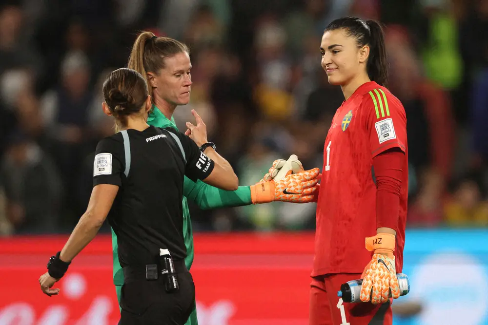 【画像・写真】【女子W杯】準々決勝日本戦へ!スウェーデン代表守護神　インスタフォロワー数急増に驚き「贅沢な悩み」