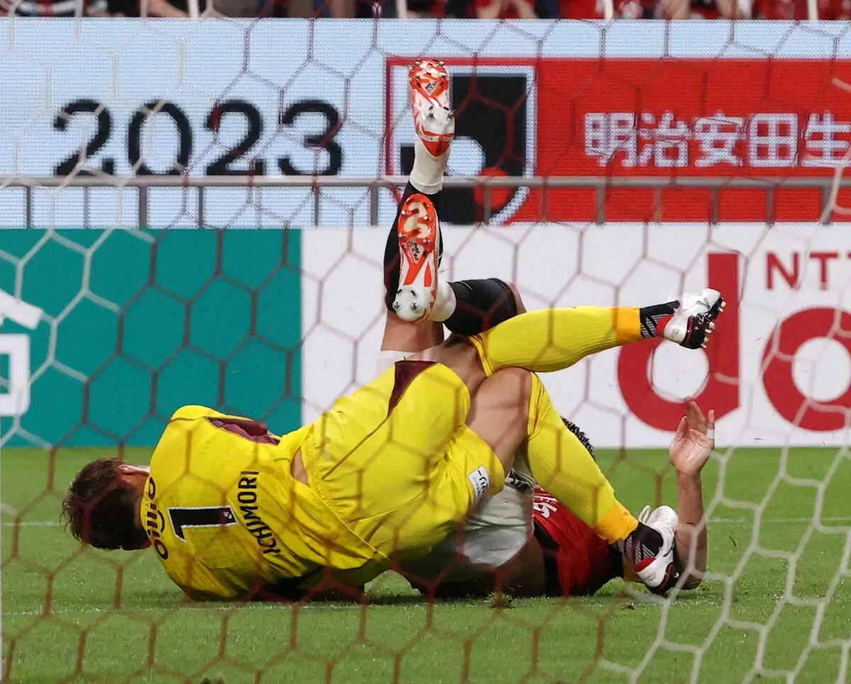 【画像・写真】横浜GK一森、長期離脱も　6日浦和戦で脳震とうのため途中交代　指揮官「どれくらいかかるか分からない」