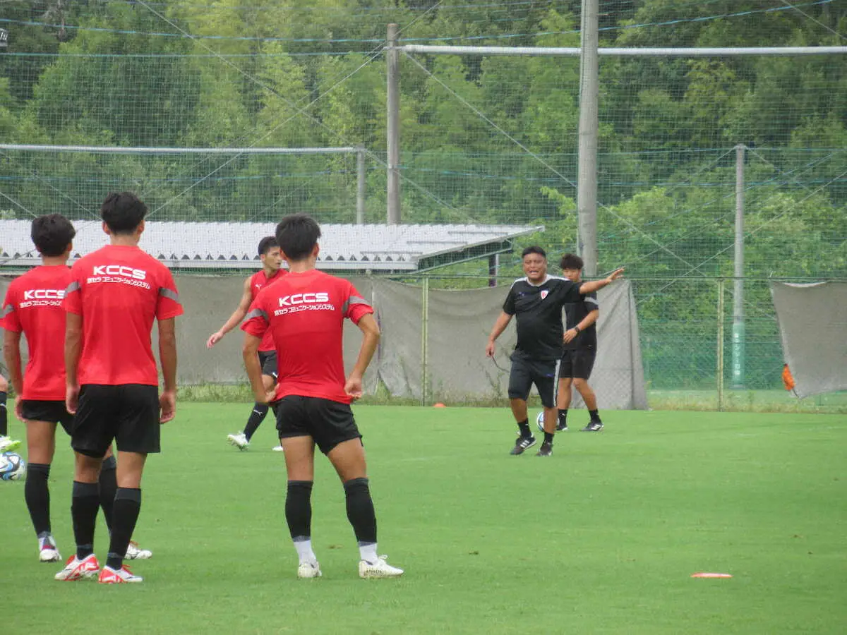 【画像・写真】京都・チョウ監督　MF武田とDF三竿をキーマン指名「やってもらわないといけない選手」