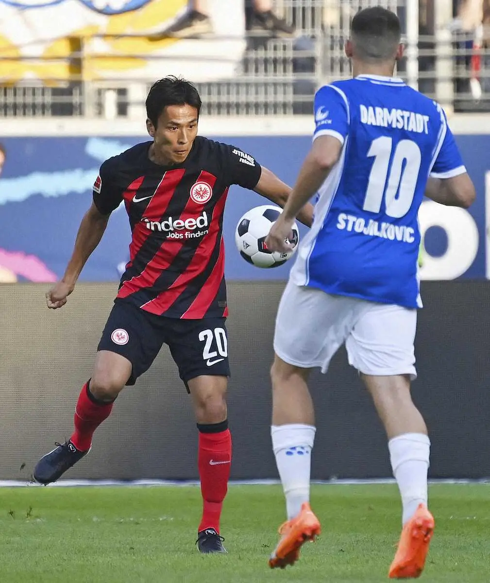 【画像・写真】Eフランクフルト・長谷部誠　39歳214日　1部でのクラブ最年長出場記録樹立