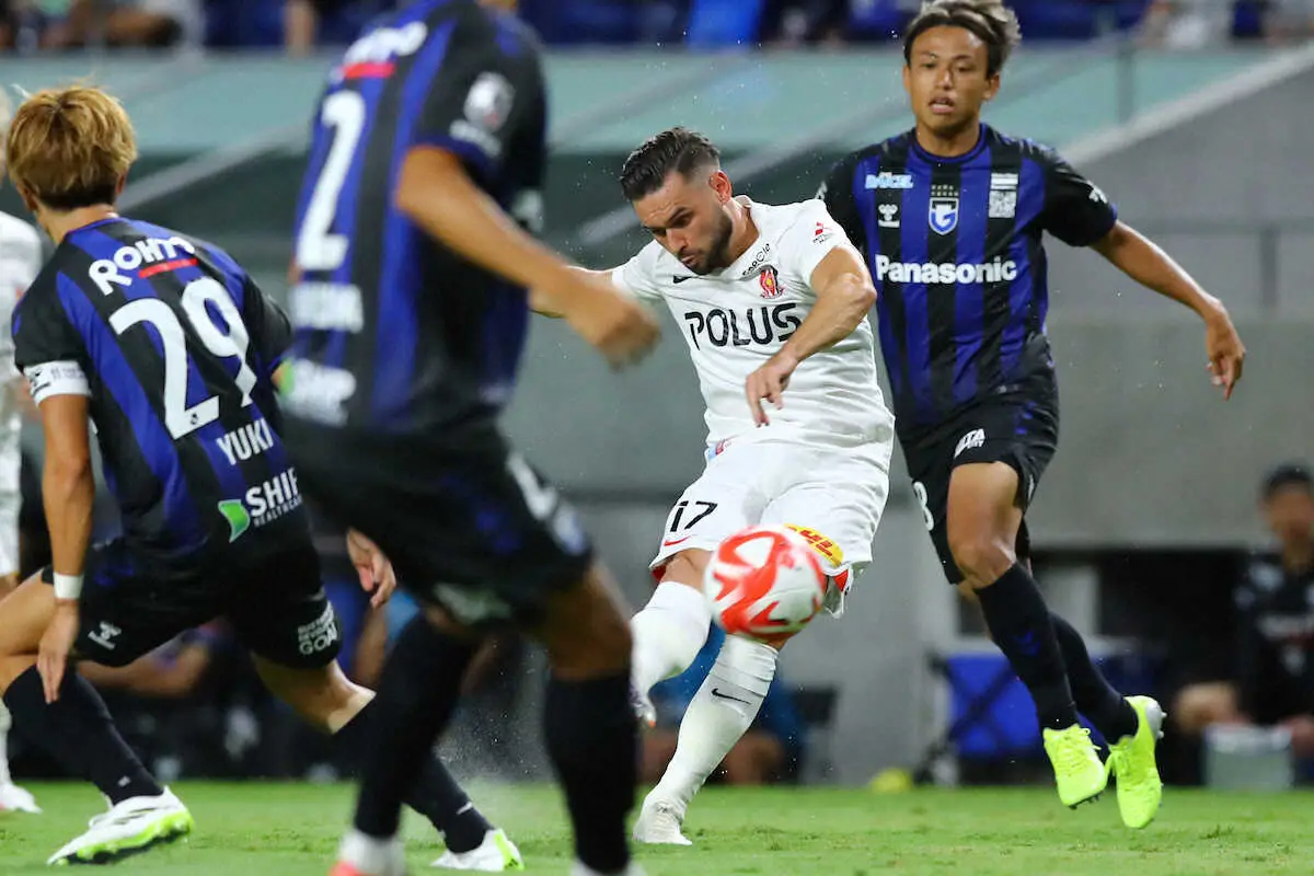 【画像・写真】浦和・シャルク　強烈ミドル弾！守備陣も奮闘　スコルジャ監督「偉大な仕事だった」