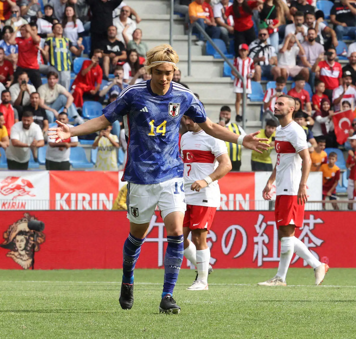 【画像・写真】伊東純也　途中出場でも存在感！PK決めて2試合連続ゴールも「2失点してしまったので…」と反省