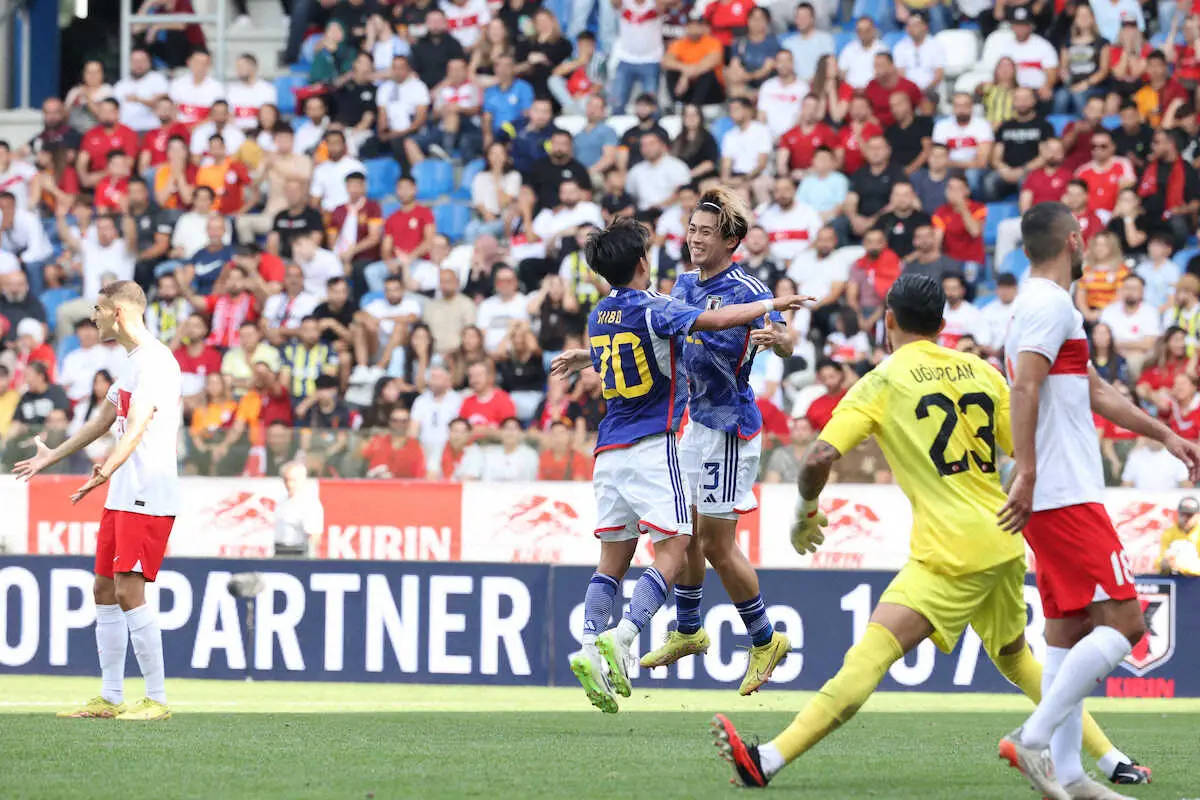 【画像・写真】中村敬斗　A代表初先発で2ゴール！「これから代表で上がっていけるように頑張りたい」