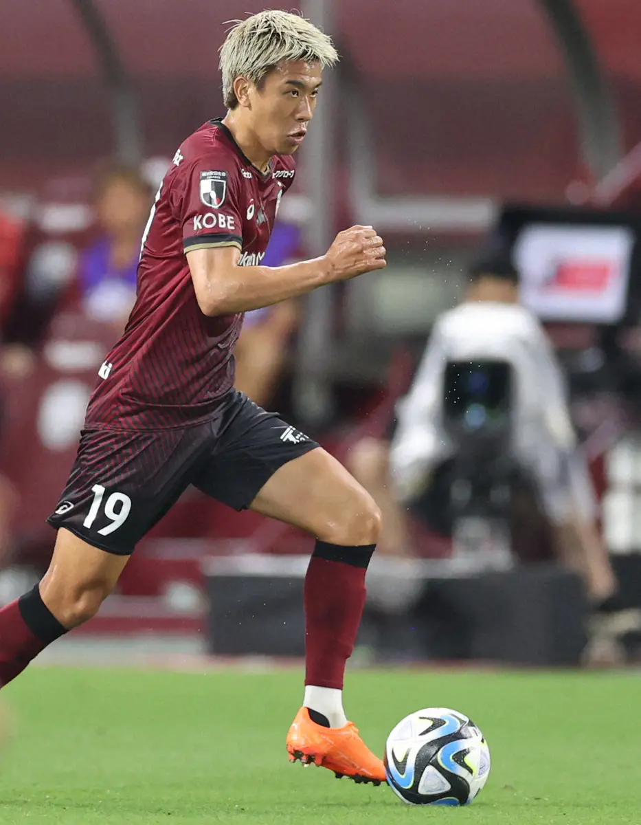 【画像・写真】神戸DF初瀬亮　FKキッカーはマタにも「譲るつもりはない」今季リーグ6アシストの自負