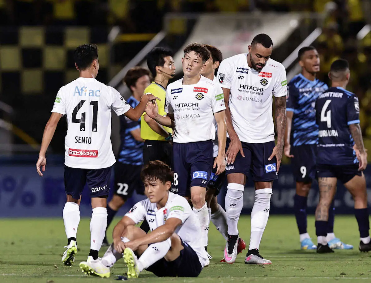 【画像・写真】井原監督バースデー前祝い！柏、横浜FCに勝って今季初の連勝