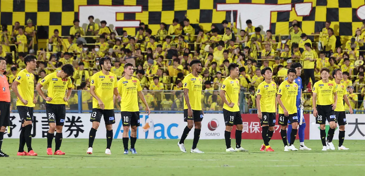 【画像・写真】柏2カ月ぶりの黒星でリーグ戦負けなしが6試合でストップ　犬飼「僕のせいで焦る展開に…」