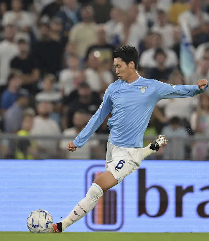 【画像・写真】ラツィオ・鎌田　途中出場も攻守で積極プレー　チームの3連勝に貢献