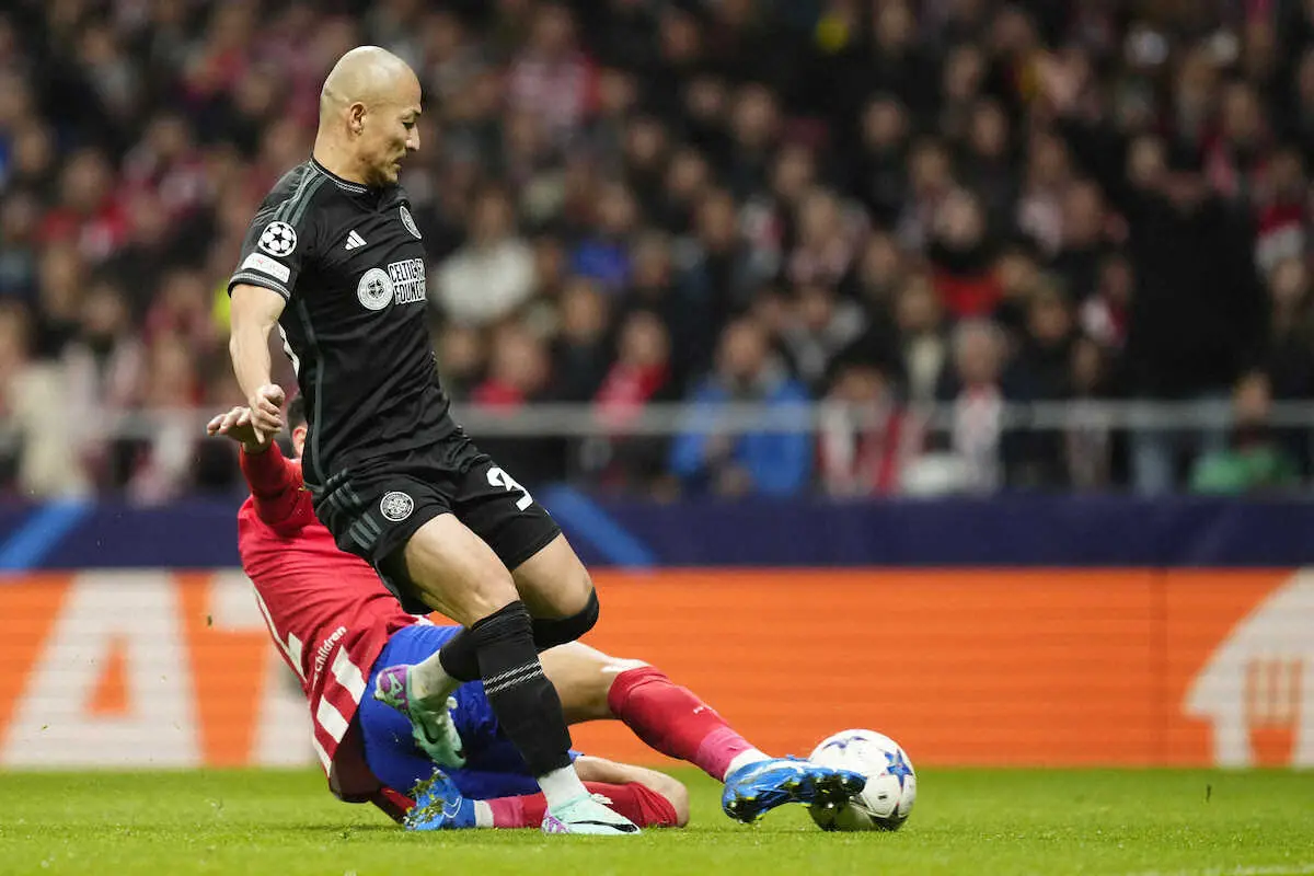 【画像・写真】日本人所属チーム対決はラツィオ・鎌田に軍配　セルティックは大然退場で大敗…　欧州CL