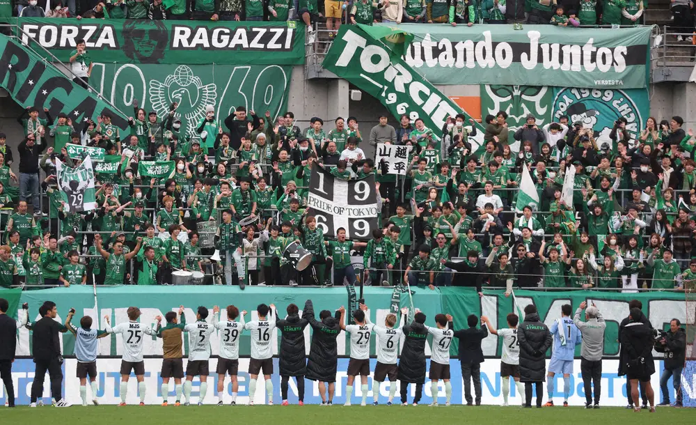 【画像・写真】東京V　16年ぶりJ1復帰に王手!千葉との「オリジナル10」対決制す　PO決勝で清水と激突へ