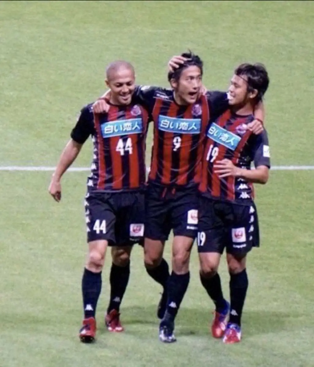 【画像・写真】“コンサのレジェンド”小野へ贈る言葉　石井謙伍氏、忘れられない伸二さんとの会心ワンツー