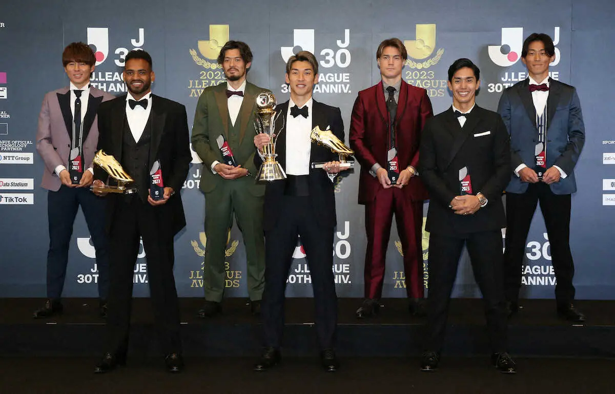 【画像・写真】横浜FWロペスがベストイレブン初選出　「自分のパフォーマンスには満足」　Jアウォーズ