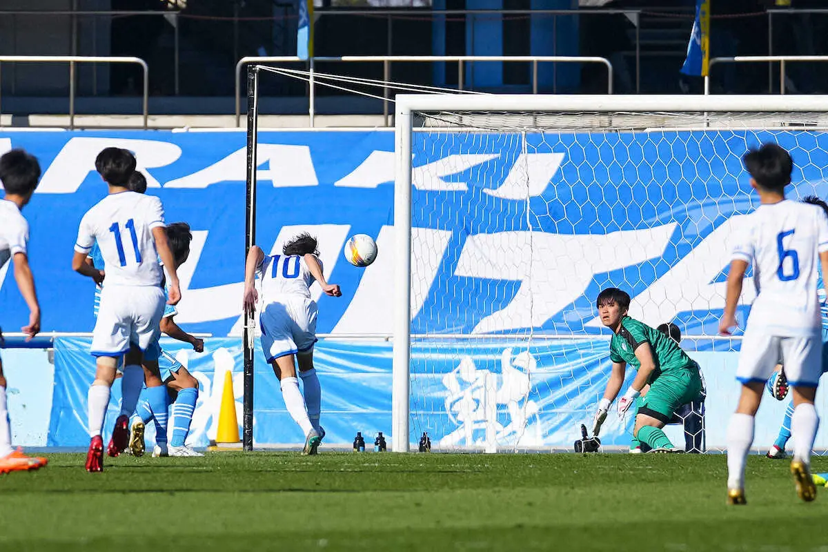【画像・写真】【高校サッカー】夏の王者・明秀日立が好発進　途中出場の根岸が嗅覚発揮し先制弾