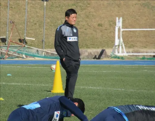 【画像・写真】J2山口が新体制会見　志垣良新監督「しっかり頭を鍛えたい」