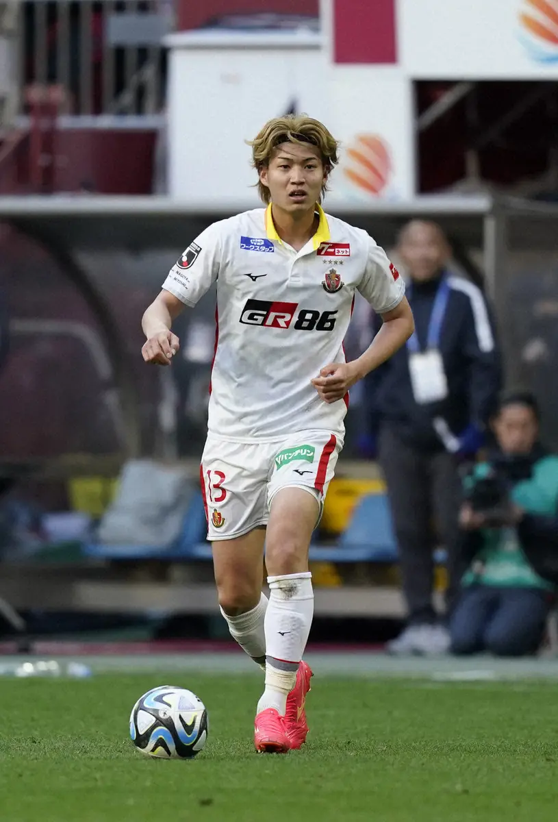 【画像・写真】名古屋　DF藤井陽也のコルトレイク期限付き移籍＆浦項DFハ・チャンレ獲得を正式発表