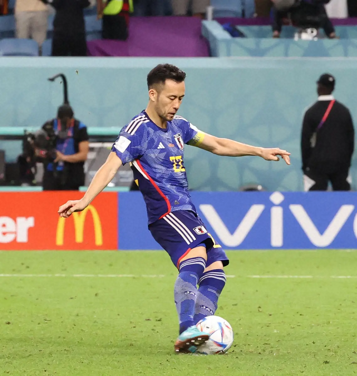 【画像・写真】アジア杯　冨安「22」の宿命　代表CB志願の継承　中沢、麻也に続くV狙う　19日イラク戦