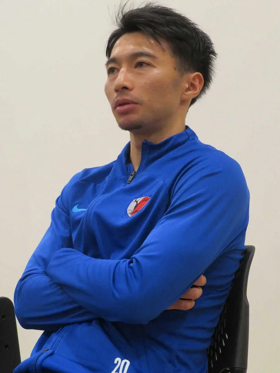 【画像・写真】“1人3役”の鹿島・柴崎新主将が決意　「10番の力を示したい」