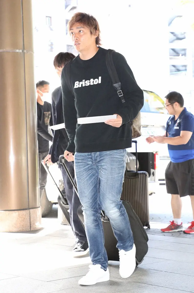 【画像・写真】【アジア杯】性加害報道の伊東純也がチーム離脱　JFA発表「本人の心身のコンディションを考慮した結果」