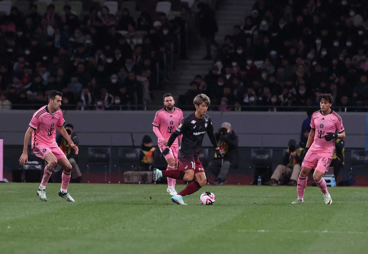 【画像・写真】神戸・大迫　わずか1分間で左右のポストに2発直撃！ゴールならずも「逆に凄くない？」「半端ないって！」