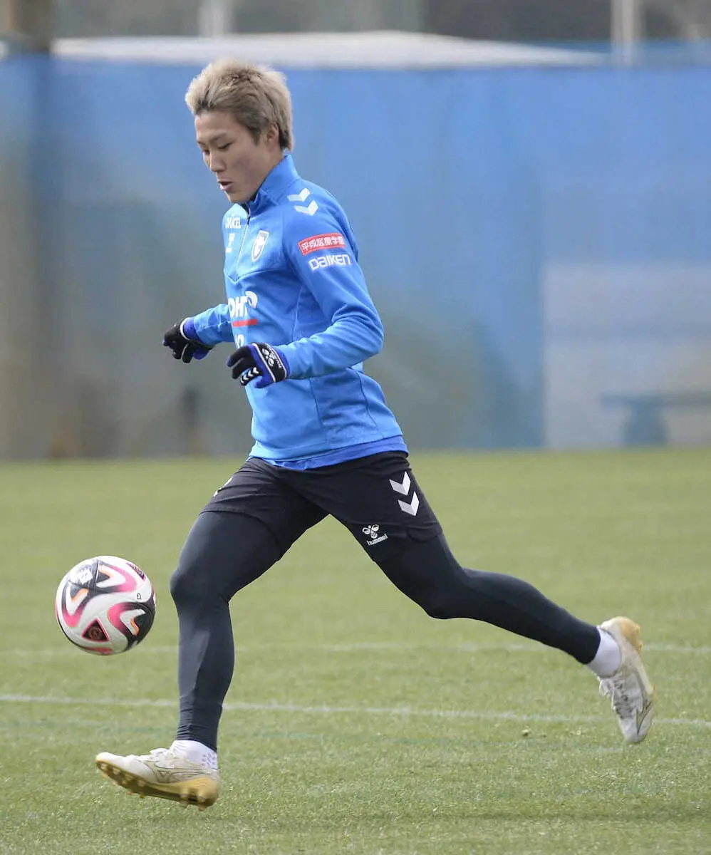 【画像・写真】G大阪FW坂本一彩が開幕スタメン奪取へ闘志　10日広島戦で復帰後“初ゴール”だ