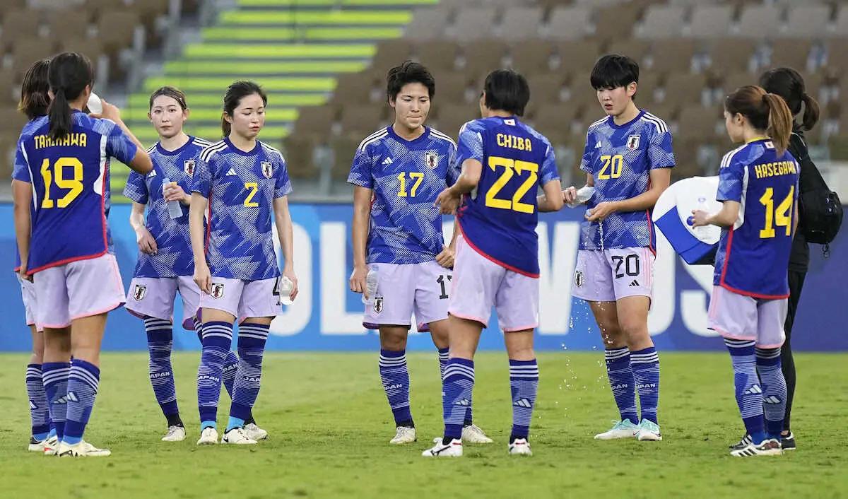 【画像・写真】北朝鮮と引き分け、厳しい表情の清家（17番）らなでしこジャパンイレブン