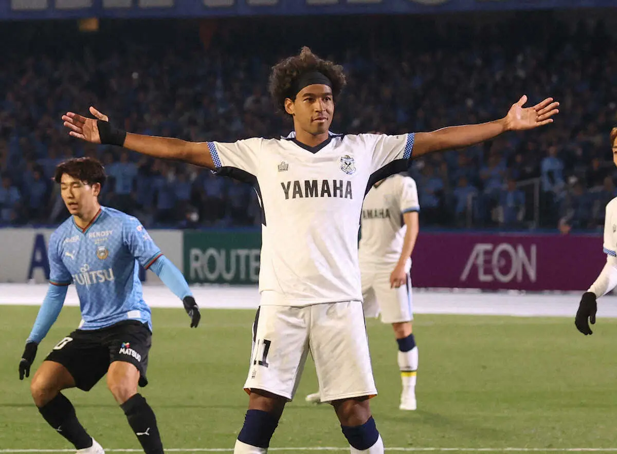 【画像・写真】磐田　ジャーメイン4発で7年ぶり川崎F撃破　復帰J1で506日ぶり白星