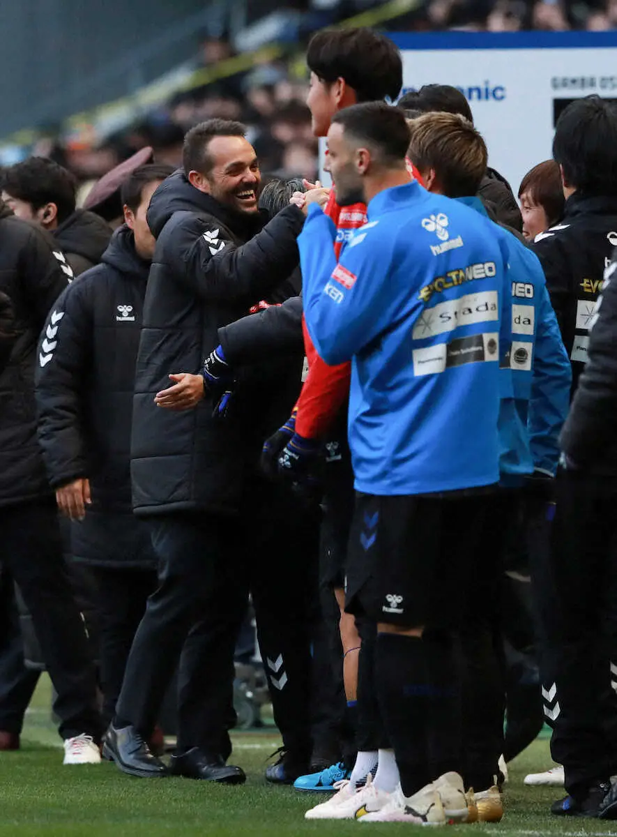 【画像・写真】G大阪戦で「トランシーバーのトラブル」発生　VARになるまで時間要す