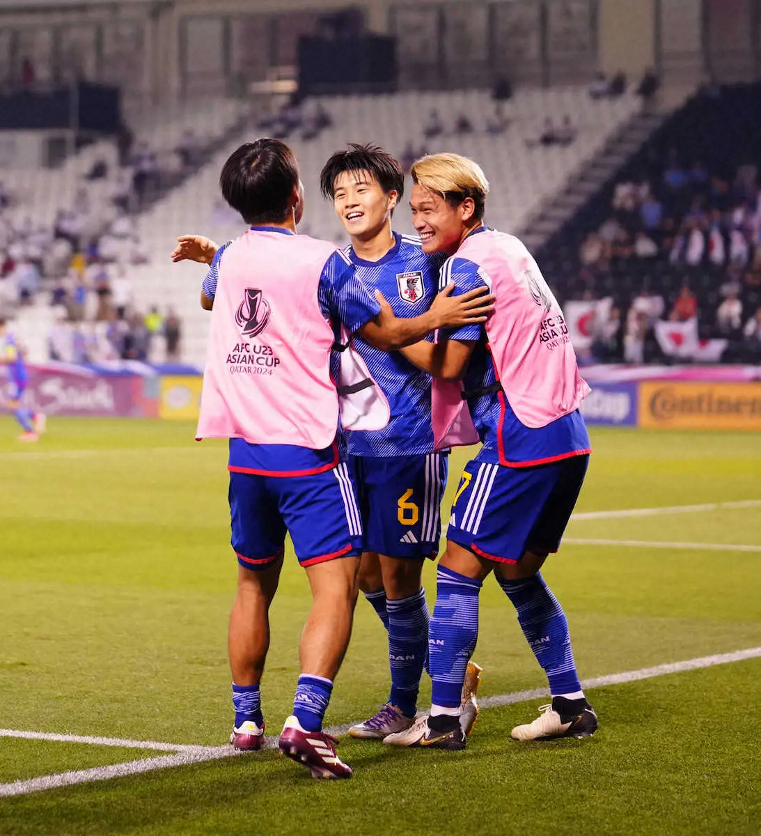 【画像・写真】【五輪最終予選】U23木村が大岩J初得点に「万歳」　川崎は“汚名返上弾”に安ど