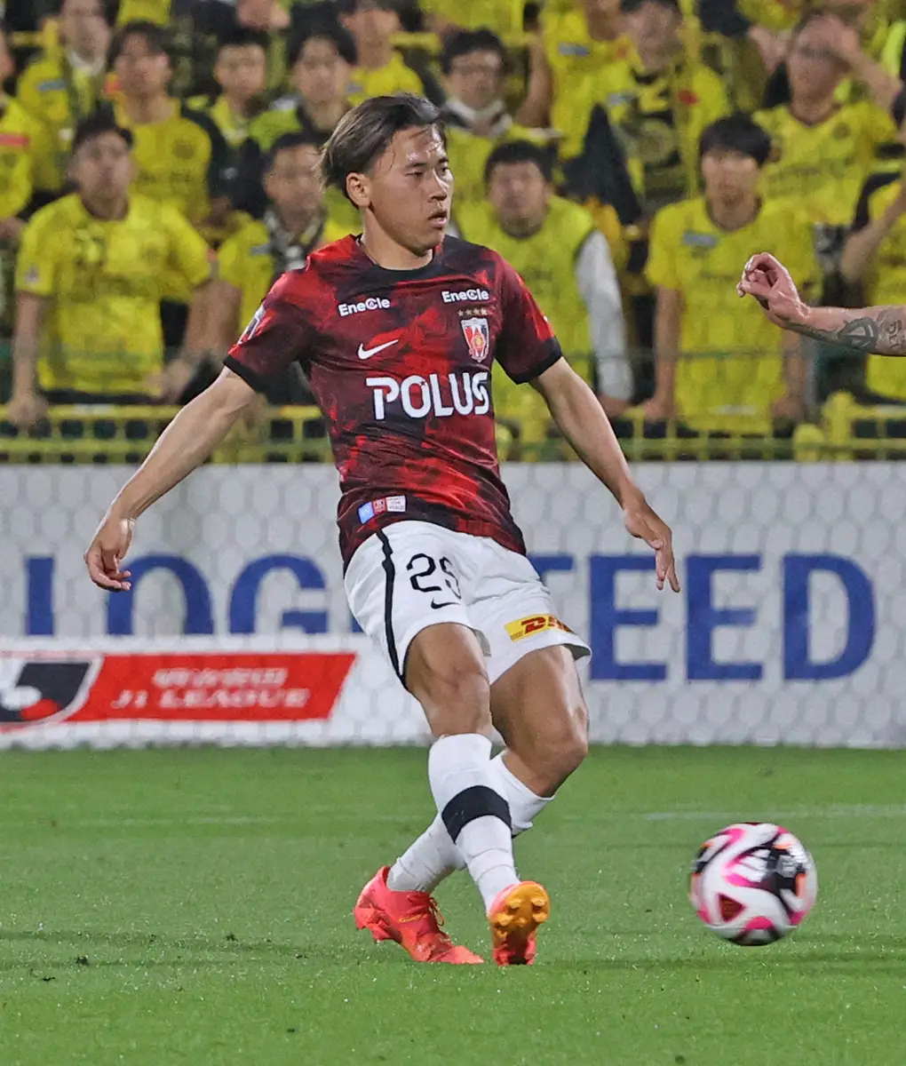 【画像・写真】浦和のMF安居はスタメン返り咲きを狙う「プレッシャーを与えながら…」　前節・名古屋戦で今季初得点