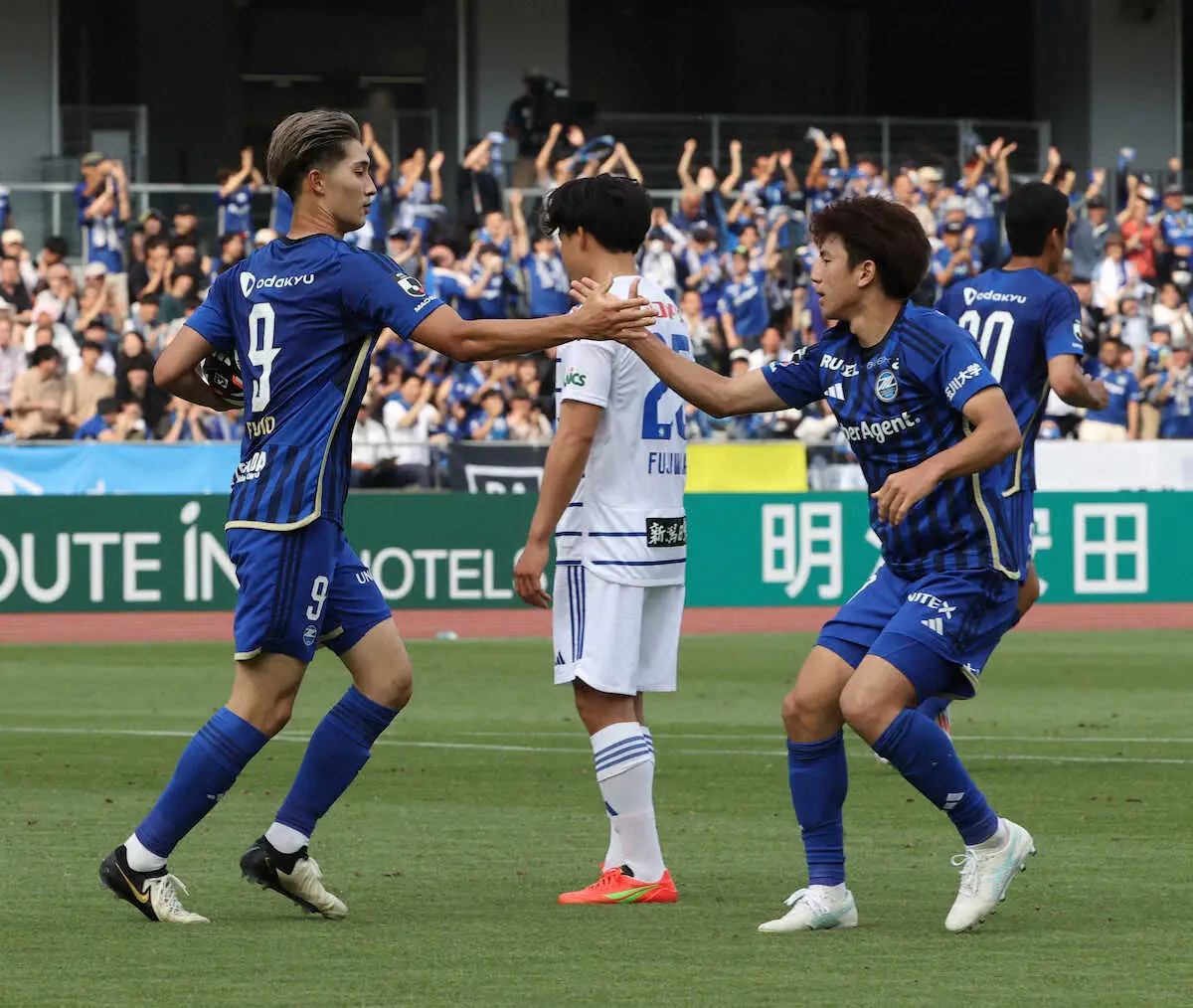 【画像・写真】町田“U―23代表コンビ”平河のアシストから藤尾弾も…今季ワースト3失点で完敗