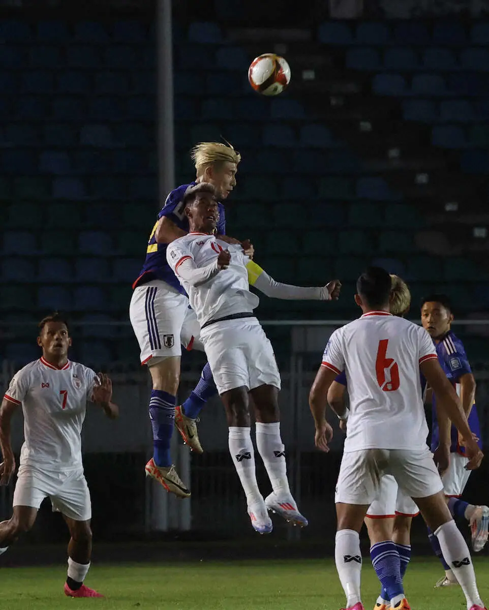 【画像・写真】森保ジャパン進化見せた!新システム“攻撃的3バック”で5発快勝　宮本会長「いい試合だった」