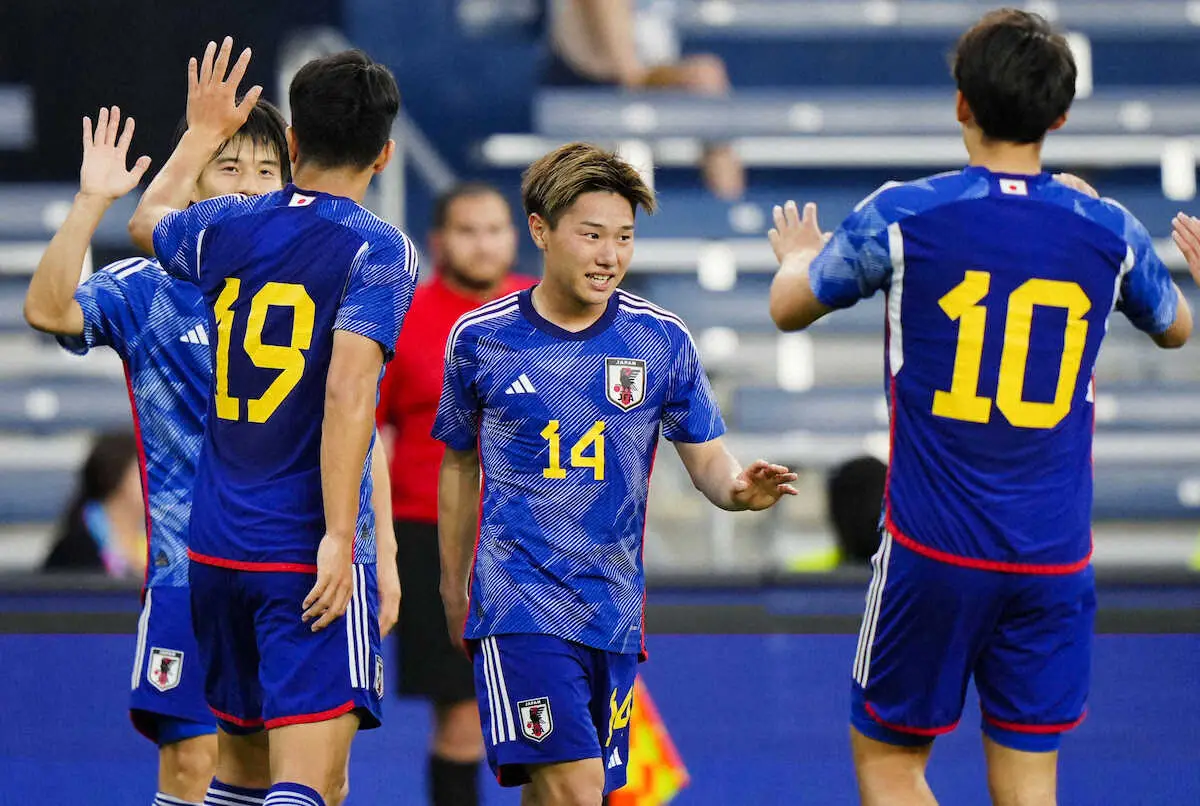 【画像・写真】U―23日本代表　選考前最終テストで斉藤光毅＆三戸舜介が好アピール　大岩監督はうれしい悲鳴？