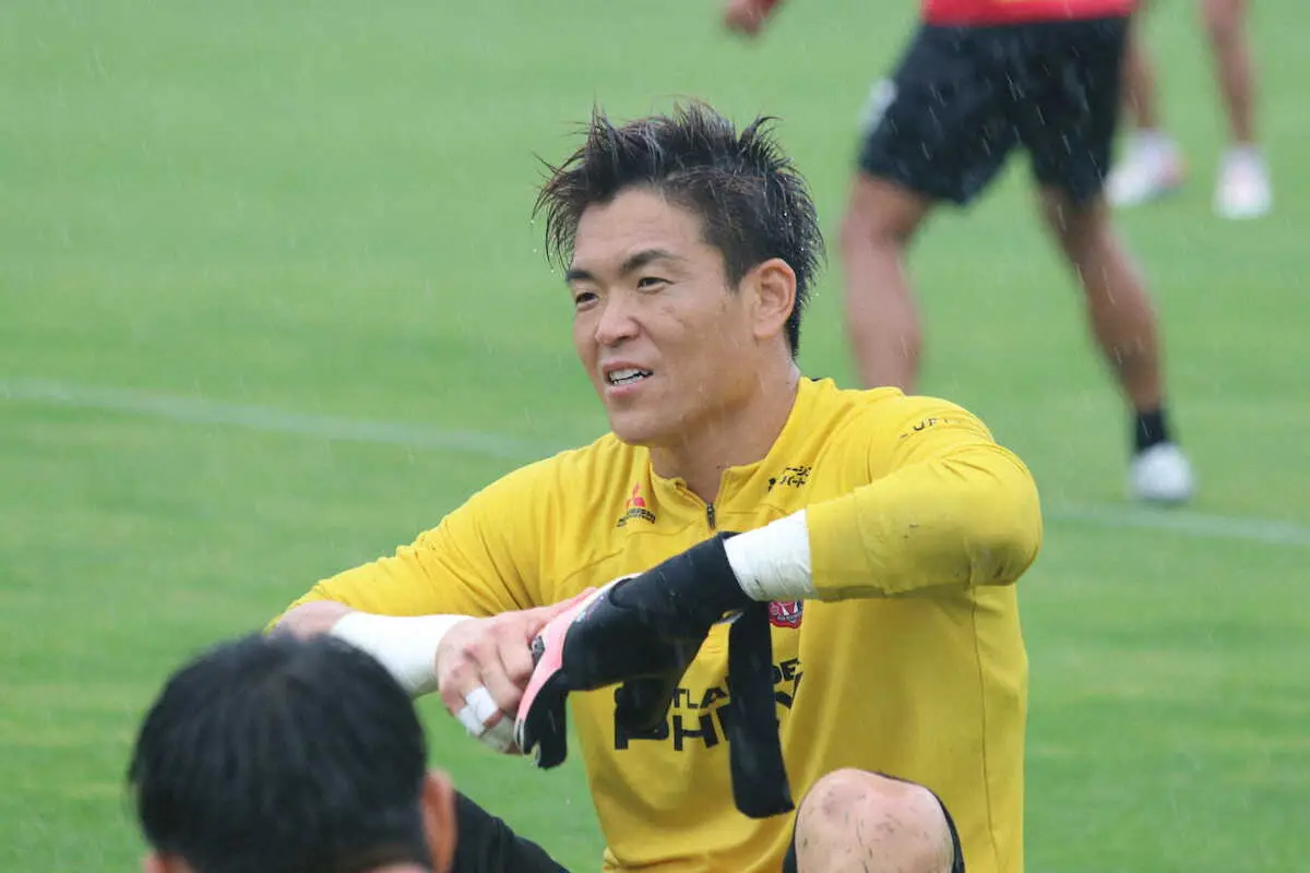 【画像・写真】浦和GK西川周作　38歳の誓い「まだまだプレーできることが幸せ。応援してくれる人も幸せにしたい」