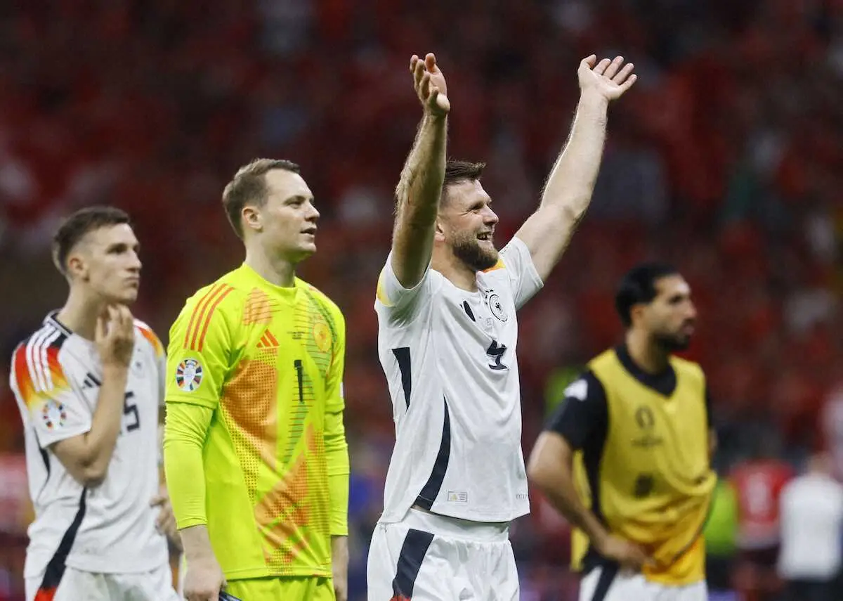 【画像・写真】劇的同点弾呼んだ!ドイツ代表GKノイアー“神セーブ”をネット絶賛「やっぱり凄い」「個人的にはMVP」