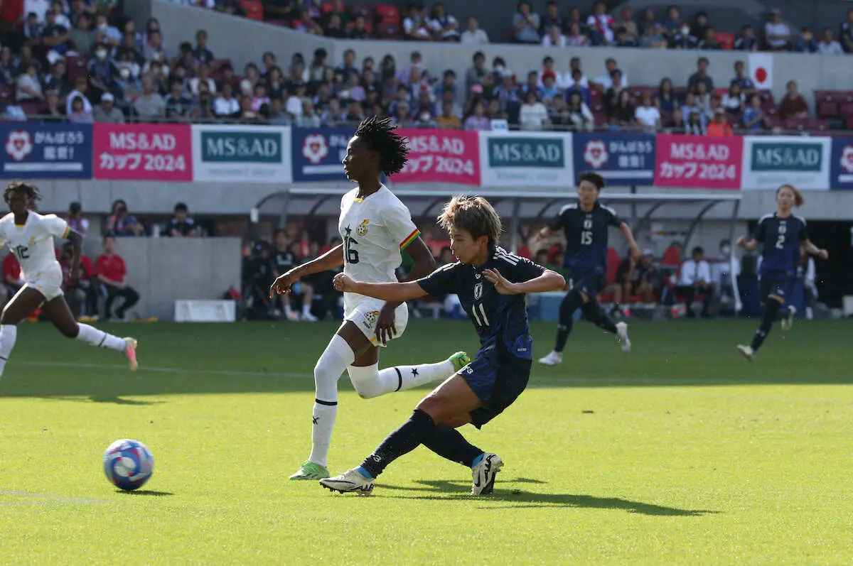 【画像・写真】＜日本・ガーナ＞後半、国際Aマッチ37得点目となるゴールを決める田中（手前右）