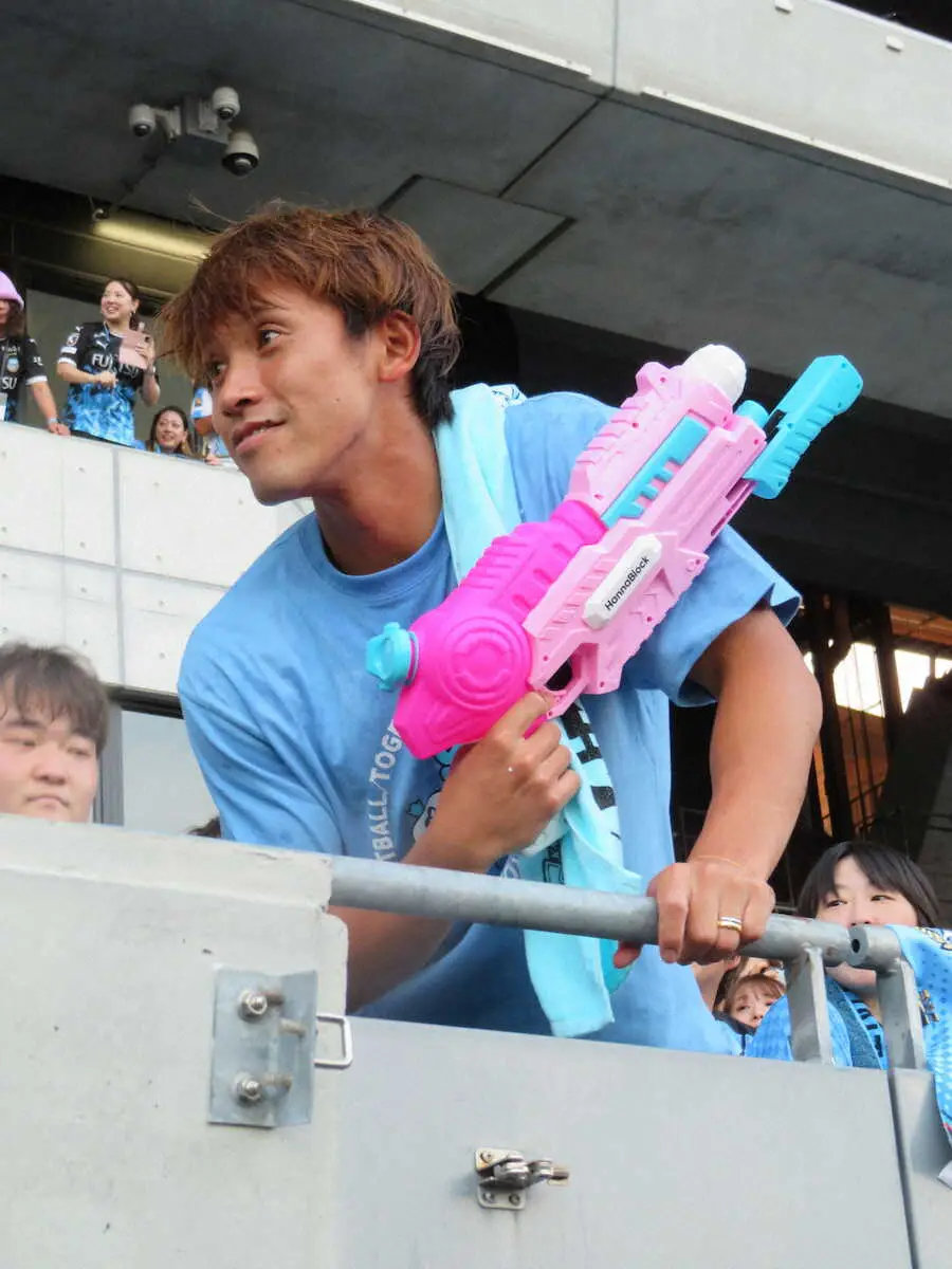 【画像・写真】川崎F　2つのギネス世界記録　ファン感謝デーで中断期間明けの逆襲に弾み