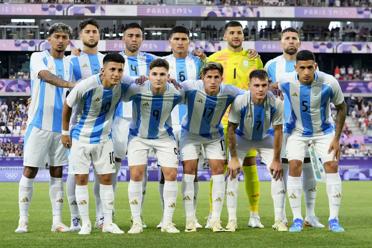 【画像・写真】＜パリ五輪サッカー男子　フランス・アルゼンチン＞先発出場したアルゼンチン代表イレブン（AP）