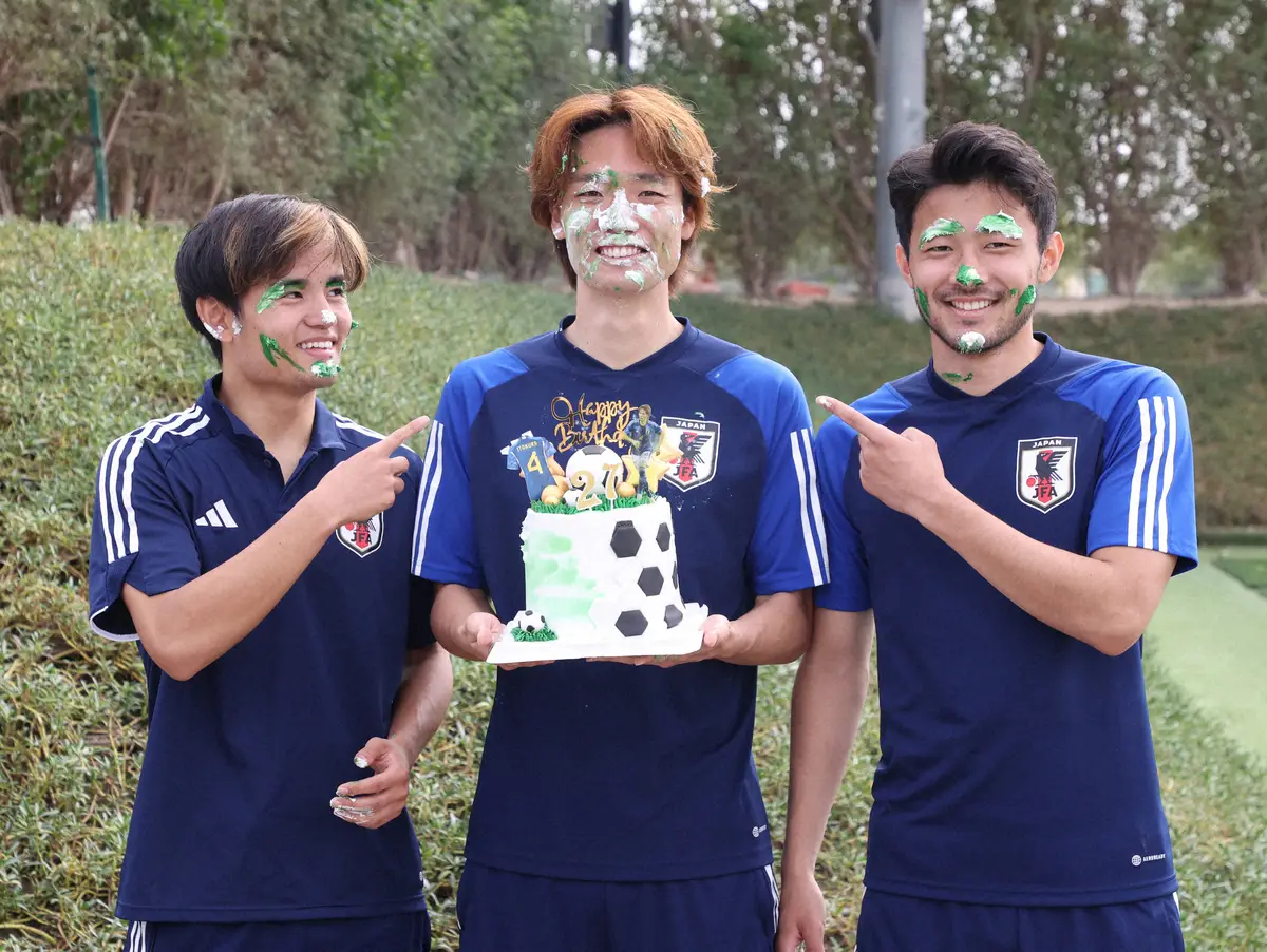 【画像・写真】サウサンプトン菅原　移籍後初ゴール!W杯予選に弾みつける“芸術弾”をネット絶賛「これぞゴラッソ」