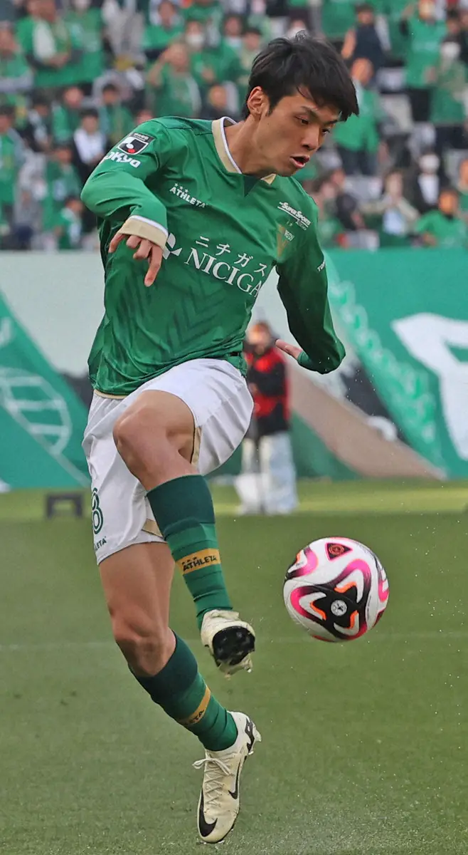 【画像・写真】東京V、21年ぶり4連勝　山田楓がFK弾「ファウルをもらった瞬間、入ったと思った」