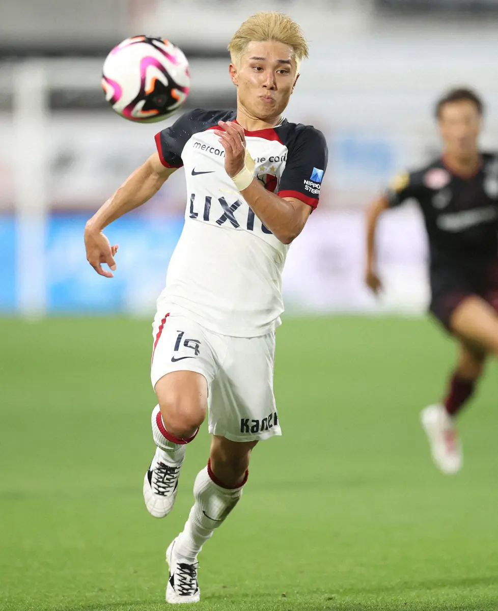 【画像・写真】鹿島　今季最多4発でトンネル脱出!　新システム3バック機能し7戦ぶり白星