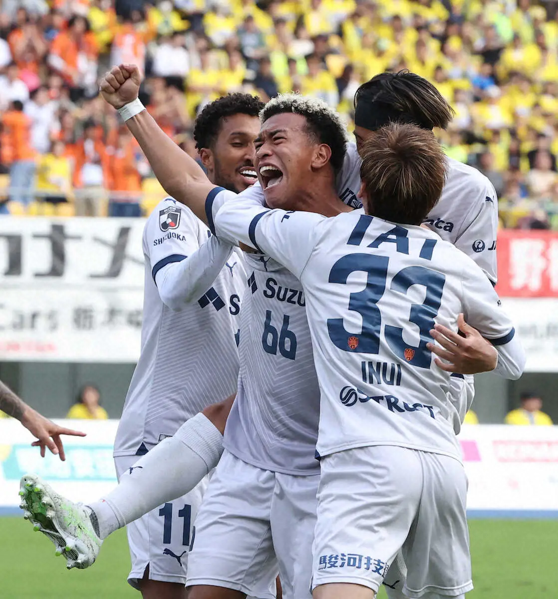 【画像・写真】J2清水3季ぶりJ1復帰決めた!　秋葉監督「最低限の目標に到達」　元日本代表GK権田、MF乾ら擁し　