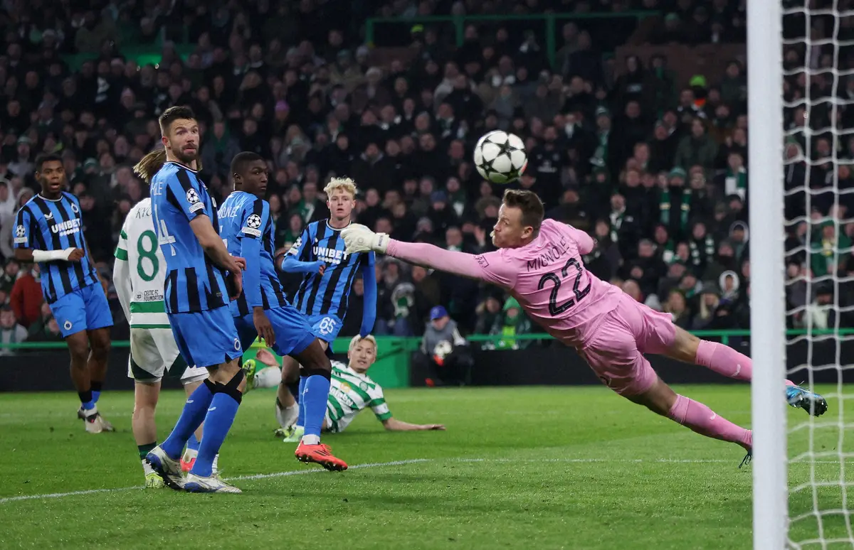 【画像・写真】＜セルティック・クラブブリュージュ＞後半、ゴールを決めたセルティックFW前田（中央奥）（ロイター）