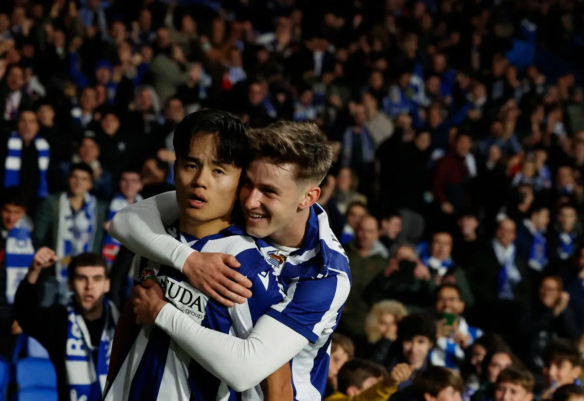 【画像・写真】ソシエダ久保　1得点1アシストの大活躍でオランダ強豪アヤックス撃破!　圧巻個人技から本拠サポ魅了