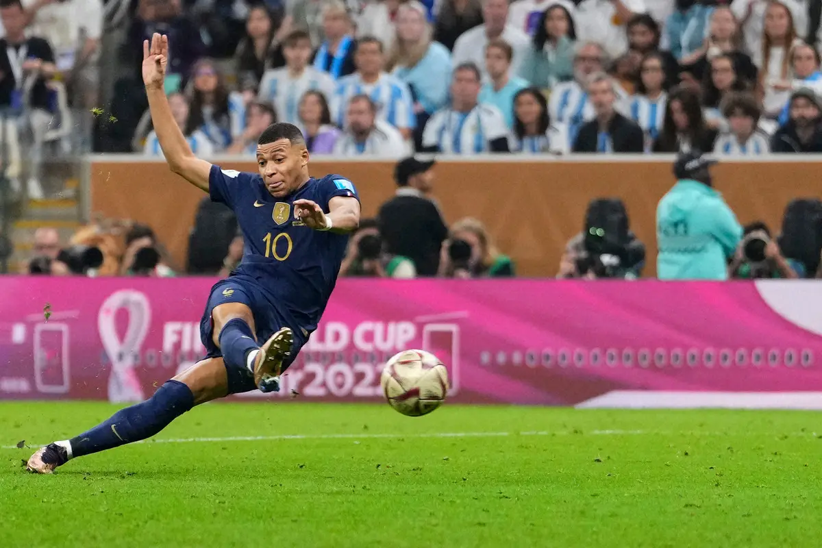 【画像・写真】26年W杯北中米大会　欧州予選組み合わせ決定　16枠を争い来年3月から熱戦