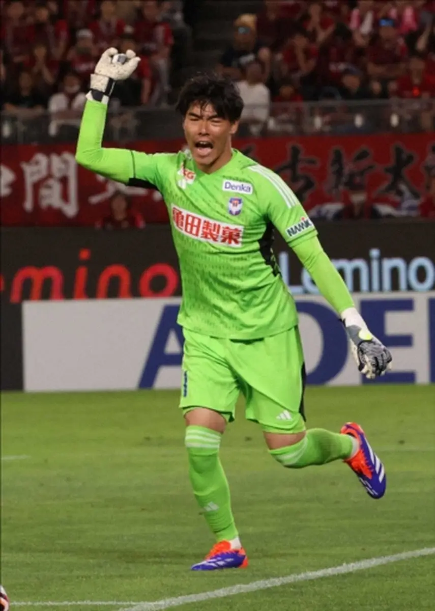 【画像・写真】柏　新潟から日本代表歴のあるGK小島亨介を完全移籍で獲得へ