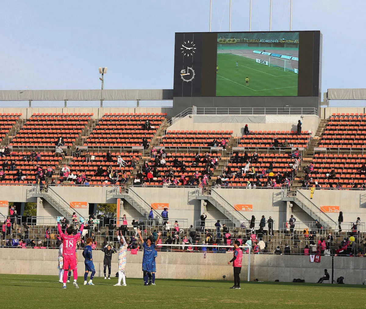 【画像・写真】元日本代表GK南雄太　引退試合に豪華メンバー集結　04年“伝説OG”再現からVARで当時の映像も