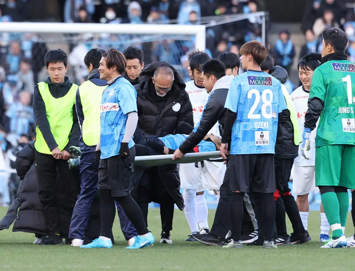 【画像・写真】川崎Fの小林悠　左肩鎖関節脱臼で16日に手術　引退試合での負傷に中村憲剛氏は「復帰サポートしたい」