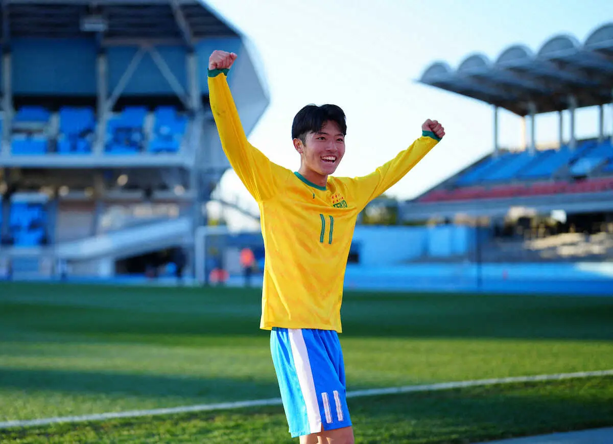 【画像・写真】【高校サッカー】帝京が22大会ぶり16強！　圧巻ゴールラッシュに藤倉監督も「凄いの一言」